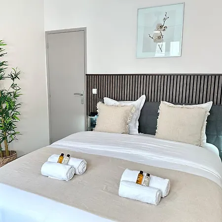 Spacious Flat Near Porte De Versailles Апартаменты *