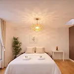 - Premium For 5 Near Montparnasse Paříž