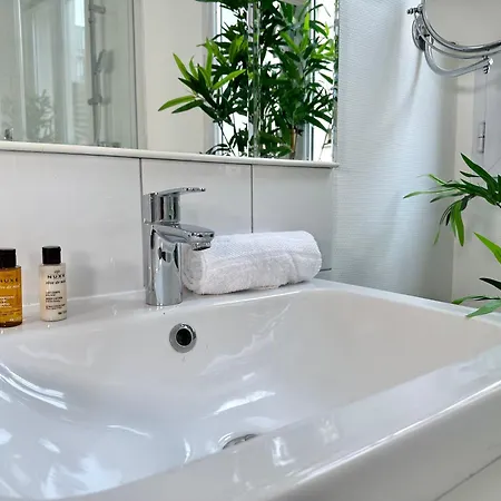 Spacious Flat Near Porte De Versailles Apartment